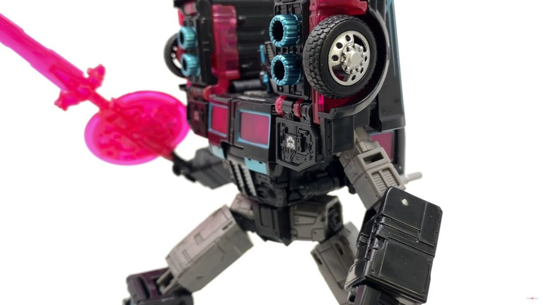 Transformers Legacy Velocitron SCOURGE BLACK CONVOY Image  (16 of 38)